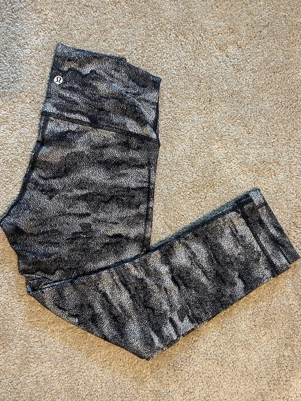 Lululemon Black & White Speckled Leggings